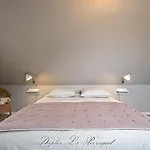 La Venelle Des Greniers A Sel דירה *
