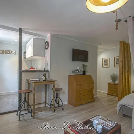 Apartment La Venelle Des Greniers A Sel
