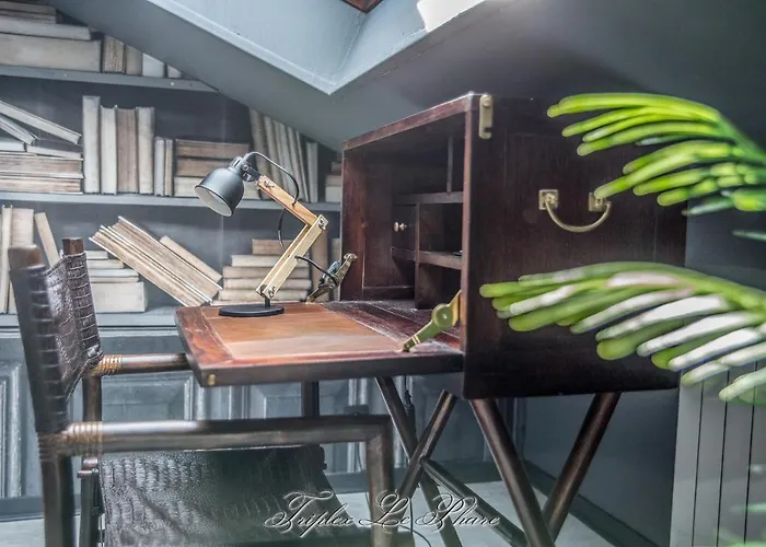 La Venelle Des Greniers A Sel Honfleur