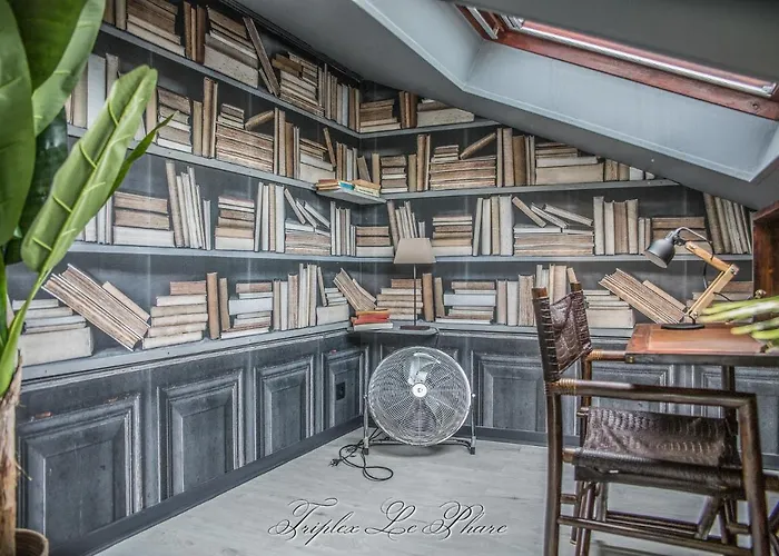 La Venelle Des Greniers A Sel * Honfleur