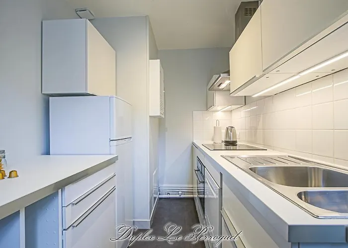 La Venelle Des Greniers A Sel *