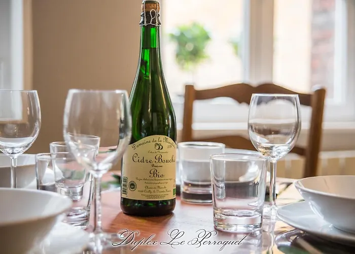 La Venelle Des Greniers A Sel * Honfleur